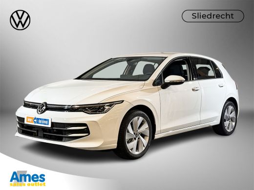 Volkswagen Golf 1.5 eTSI 115pk DSG Life Edition | LED Plus | Stoel- en stuurverwarming | Extra getint glas Volkswagen Golf 1.5 eTSI 115pk DSG Life Edition | LED Plus | Stoel- en stuurverwarming | Extra getint glas