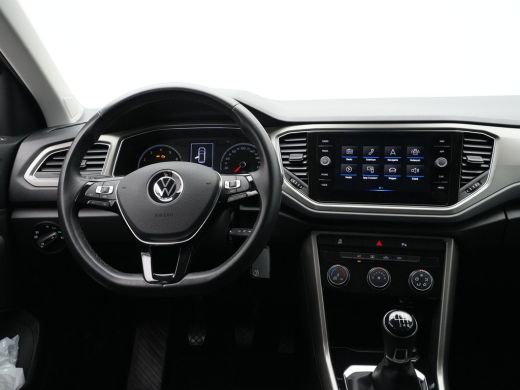 Volkswagen T-Roc 1.0 TSI 110pk Style Trekhaak Pdc Acc Lm Velgen 178 ActivLease financial lease