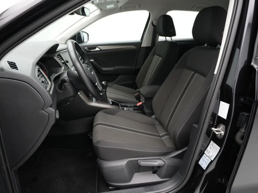 Volkswagen T-Roc 1.0 TSI 110pk Style Trekhaak Pdc Acc Lm Velgen 178 ActivLease financial lease