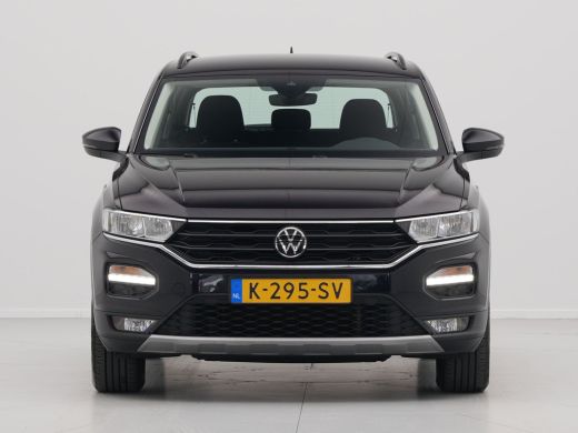 Volkswagen T-Roc 1.0 TSI 110pk Style Trekhaak Pdc Acc Lm Velgen 178 ActivLease financial lease