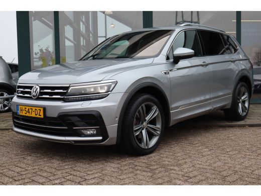 Volkswagen Tiguan Allspace 1.5 TSI Highline Business R | Stoelverwarming | Apple Carplay/Android Auto | Navigatie | Volkswagen Tiguan Allspace 1.5 TSI Highline Business R | Stoelverwarming | Apple Carplay/Android Auto | Navigatie |