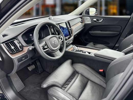 Volvo  XC60 B5 Ultimate Bright | Luchtvering | Bowers & Wilkins | Geventileerde nappa massage | 360 Camera | ... ActivLease financial lease