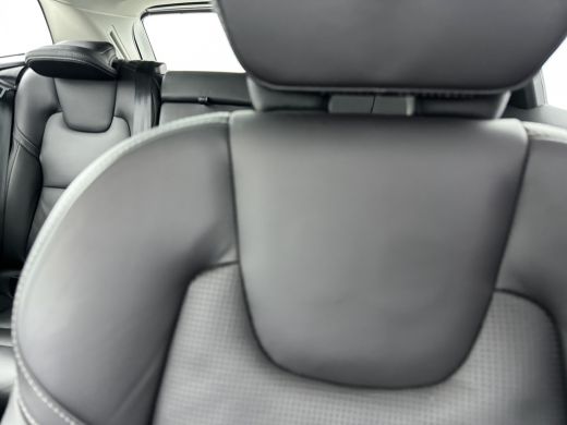Volvo  XC60 B5 Ultimate Bright | Luchtvering | Bowers & Wilkins | Geventileerde nappa massage | 360 Camera | ... ActivLease financial lease