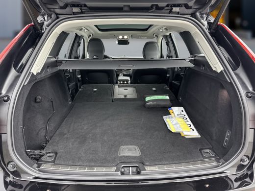 Volvo  XC60 B5 Ultimate Bright | Luchtvering | Bowers & Wilkins | Geventileerde nappa massage | 360 Camera | ... ActivLease financial lease
