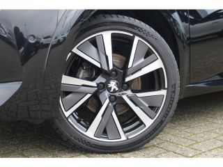 Peugeot 208 1.2 100PK GT | Camera | DAB+ | 3D-Dash | 17'' Lichtmetaal | Clima | Bluetooth | Getint glas | | C...