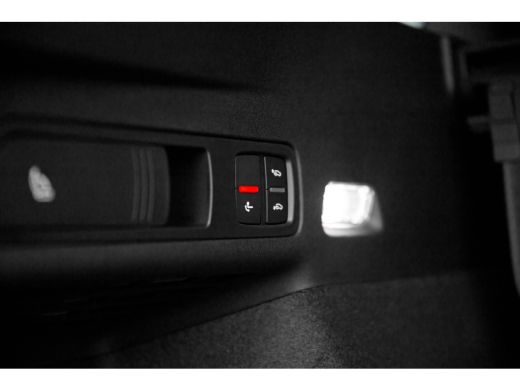 Audi Q6 e-tron S edition 388pk 100 kWh quattro | Panoramadak | Luchtvering | Head up | B&O ActivLease financial lease