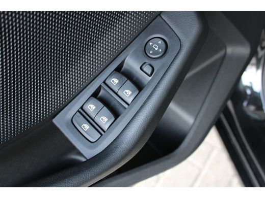 BMW 1-serie 118i Executive Edition ActivLease financial lease