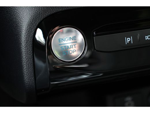 Ford Kuga 2.5 PHEV ST-LINE X | SNEL RIJDEN! | PANODAK | ELEKTR TREKHAAK | WINTERPACK | DRIVER ASS PACK | 19... ActivLease financial lease