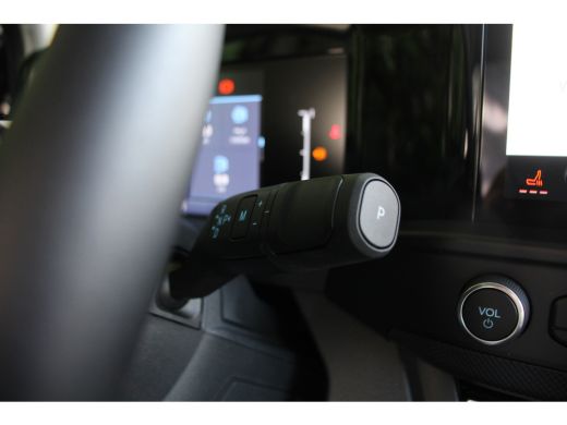 Ford Transit Custom 320 2.0 TDCI L2H1 LIMITED AUTOMAAT | ADAPTIVE CRUISE | WINTERPACK | NIEUW & DIRECT LEVERBAAR | 17... ActivLease financial lease