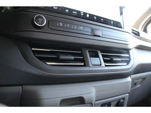 Ford Transit Custom 320 2.0 TDCI L2H1 LIMITED AUTOMAAT | ADAPTIVE CRUISE | WINTERPACK | NIEUW & DIRECT LEVERBAAR | 17... ActivLease financial lease