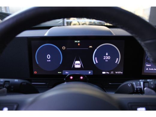 Hyundai KONA Electric Hyundai Premium Sky 65.4 kWh Leder| Panorama dak| grote accu| Als nieuw! | Achterruitverwarming |... ActivLease financial lease