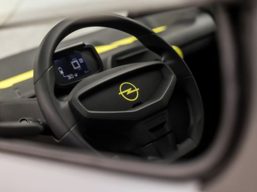 Opel Rocks-e Tekno (2025, DIRECT LEVERBAAR, NIEUW, PANORAMADAK, DELUXE, LEDER, LED) ActivLease financial lease