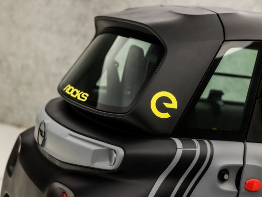 Opel Rocks-e Tekno (2025, DIRECT LEVERBAAR, NIEUW, PANORAMADAK, DELUXE, LEDER, LED) ActivLease financial lease
