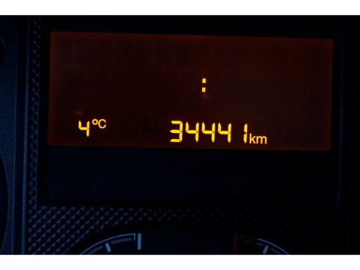 Peugeot Boxer 2.0 BlueHDI Euro6 L1H1 Airco/Cruise Control 08-2017 ActivLease financial lease