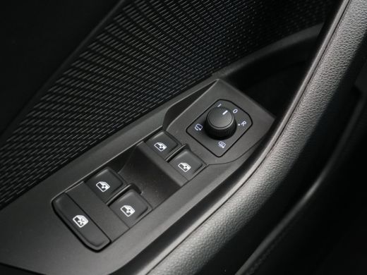 Skoda Octavia Combi 1.5 e-TSI 150pk DSG Business Edition Navigatie Virtual Cockpit Cruise Pdc Acc Carplay 172 ActivLease financial lease