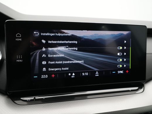 Skoda Octavia Combi 1.5 e-TSI 150pk DSG Business Edition Navigatie Virtual Cockpit Cruise Pdc Acc Carplay 172 ActivLease financial lease