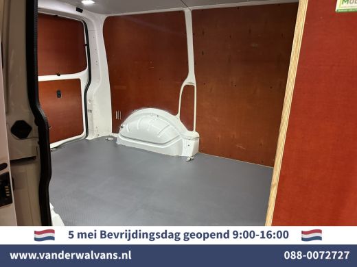 Volkswagen Transporter 2.0 TDI 111pk L1H1 Euro6 RIJKLAAR Airco | Camera | Apple Carplay | Android Auto | Cruisecontrol T... ActivLease financial lease