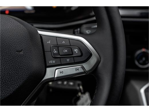 Volkswagen Transporter T6.1 2.0 TDI L2H1 Bulli | Automaat | 150 PK | Digitaal dashboard | LED | Adaptive Cruise | Camera | Ca... ActivLease financial lease