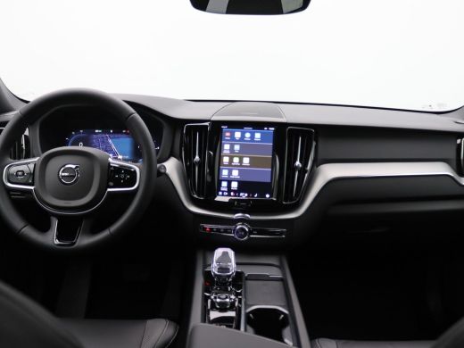 Volvo  XC60 2.0 T6 Plug-in hybrid AWD Plus Dark 350PK Aut. Pano-Schuifdak, Head-Up Display, Keyless, Memory S... ActivLease financial lease