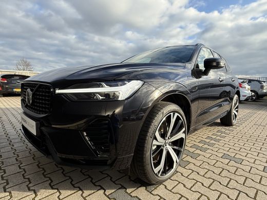Volvo  XC60 Volvo T6 Plug-in hybrid AWD Plus Dark | 21 Inch | Gelaagd Glas | Trekhaak | Leder | Panoramadak |... ActivLease financial lease