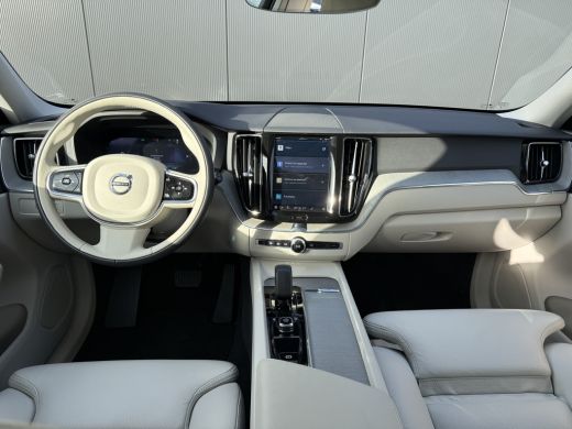 Volvo  XC60 T6 Plug-in hybrid AWD Plus Dark | 21 Inch | Gelaagd Glas | Trekhaak | Leder | Panoramadak | Dynam... ActivLease financial lease