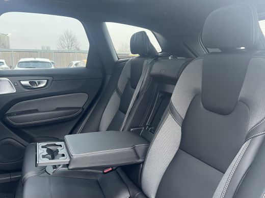 Volvo  XC60 Volvo T6 Plug-in hybrid AWD Ultimate Dark | Bowers&Wilkins | Luchtvering | Adaptive LED | 21 Inch... ActivLease financial lease