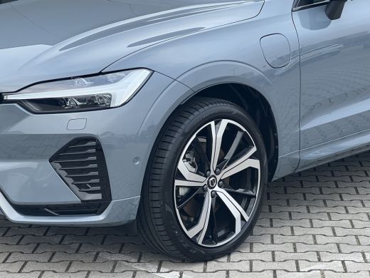 Volvo  XC60 Volvo T6 Plug-in hybrid AWD Ultimate Dark | Bowers&Wilkins | Luchtvering | Adaptive LED | 21 Inch... ActivLease financial lease