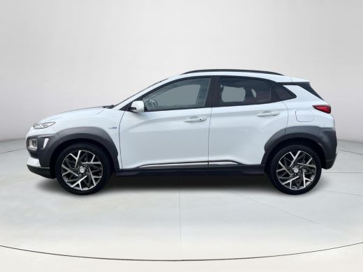 Hyundai KONA 1.6 GDI HEV Premium | All-in prijs | 3 JAAR GARANTIE | Navigatie | Parkeersensoren ActivLease financial lease