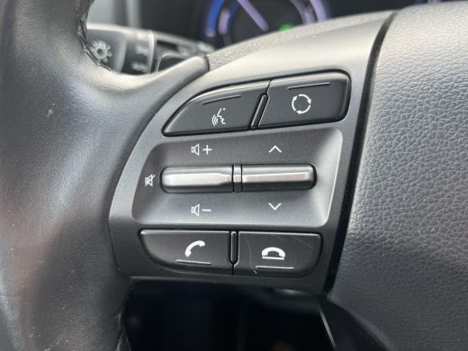 Hyundai KONA 1.6 GDI HEV Premium | All-in prijs | 3 JAAR GARANTIE | Navigatie | Parkeersensoren ActivLease financial lease