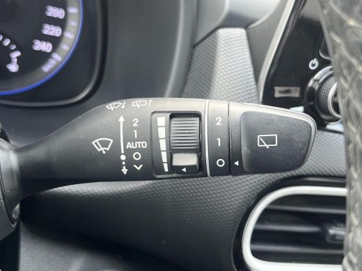 Hyundai KONA 1.6 GDI HEV Premium | All-in prijs | 3 JAAR GARANTIE | Navigatie | Parkeersensoren ActivLease financial lease
