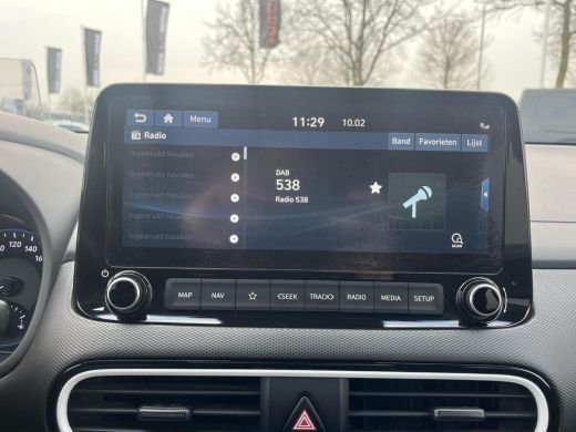 Hyundai KONA 1.6 GDI HEV Premium | All-in prijs | 3 JAAR GARANTIE | Navigatie | Parkeersensoren ActivLease financial lease