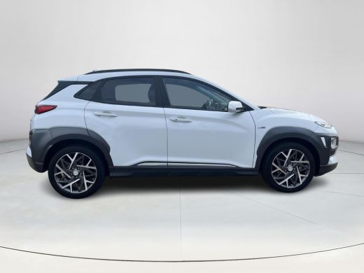 Hyundai KONA 1.6 GDI HEV Premium | All-in prijs | 3 JAAR GARANTIE | Navigatie | Parkeersensoren ActivLease financial lease