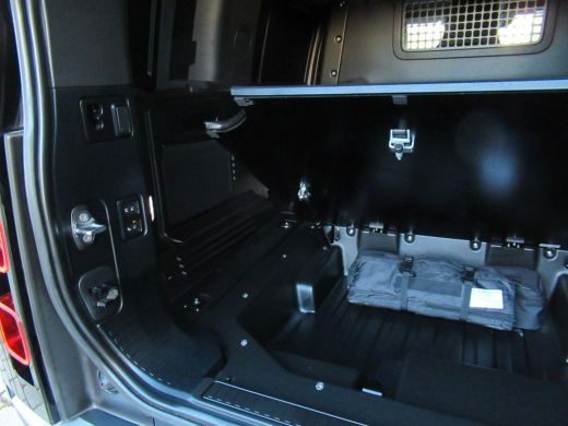 Land Rover Defender 3.0 D250 110 MHEV Hard Top S *Grijs Kenteken BPM VRIJ ActivLease financial lease