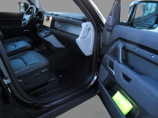 Land Rover Defender 3.0 D250 110 MHEV Hard Top S *Grijs Kenteken BPM VRIJ ActivLease financial lease