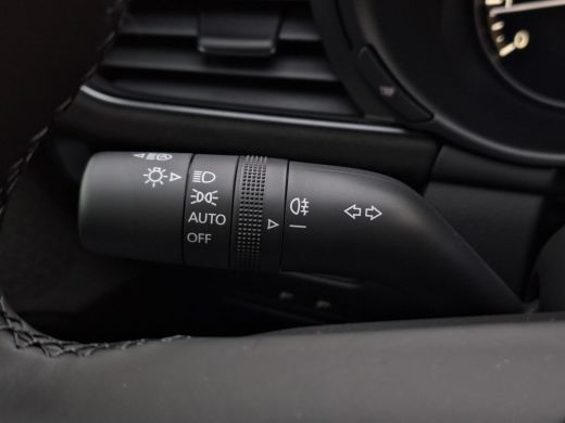 Mazda 3 2.0 e-SkyActiv-X M Hybrid 186 Nagisa | Alcantara/Leder met stoelgeheugen | Achteruitrijcamera | B... ActivLease financial lease