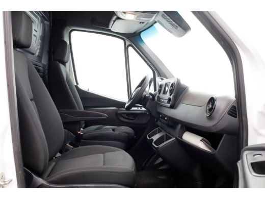 Mercedes Sprinter 317 CDI 170pk RWD L2H2 9G Automaat Navi/Camera 11-2020 ActivLease financial lease
