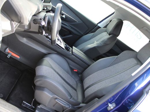 Peugeot 3008 1.2 PureTech Blue Lease Premium NL AUTO | CAMERA | CARPLAY | ActivLease financial lease