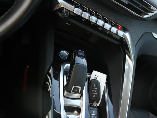 Peugeot 3008 1.2 PureTech Blue Lease Premium NL AUTO | CAMERA | CARPLAY | ActivLease financial lease
