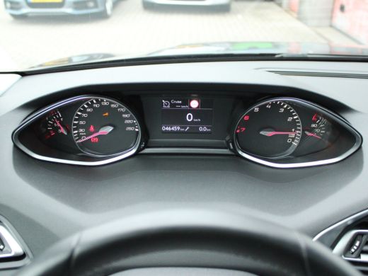 Peugeot 308 SW 1.2 PureTech Allure NL AUTO | PANO | HALF LEDER | CARPLAY | ActivLease financial lease