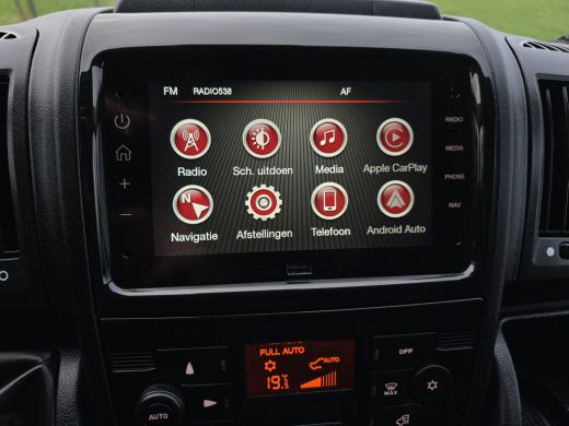 Peugeot Boxer 2.2 BlueHDi 140 L2 H2 3.5t - 140 Pk - Euro 6 - Navi - Climate Control - Cruise Control ActivLease financial lease