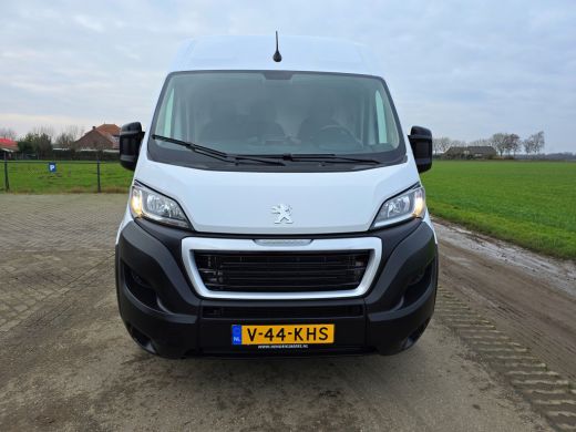 Peugeot Boxer 2.2 BlueHDi 140 L2 H2 3.5t - 140 Pk - Euro 6 - Navi - Climate Control - Cruise Control ActivLease financial lease
