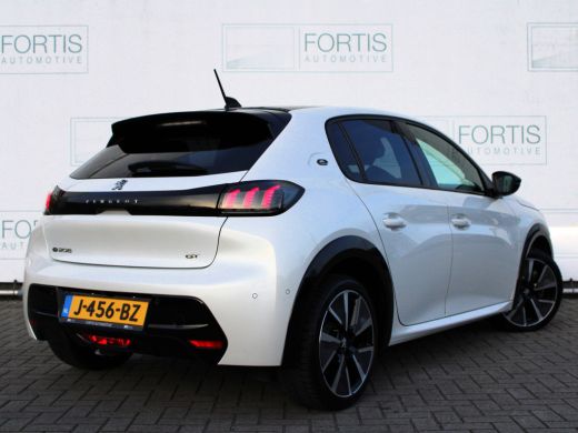 Peugeot e-208 EV GT 350 50 kWh NL AUTO | PANO | CAMERA | ActivLease financial lease