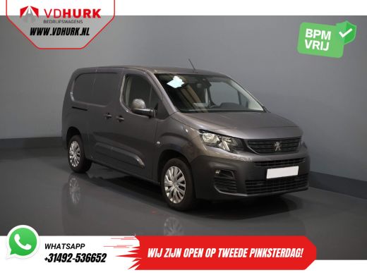 Peugeot Partner 1.5 HDI 130 pk Aut. L2 BPM VRIJ! Ready2Go 3 Pers./ CarPlay/ Camera/ Navi/ Cruise/ PDC Peugeot Partner 1.5 HDI 130 pk Aut. L2 BPM VRIJ! Ready2Go 3 Pers./ CarPlay/ Camera/ Navi/ Cruise/ PDC