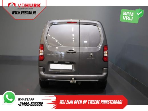 Peugeot Partner 1.5 HDI 130 pk Aut. L2 BPM VRIJ! Ready2Go 3 Pers./ CarPlay/ Camera/ Navi/ Cruise/ PDC ActivLease financial lease