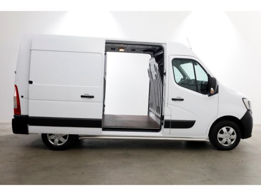 Renault Master T33 2.3 dCi 135pk L2H2 Airco/Navi/2x Schuifdeur 06-2020 ActivLease financial lease