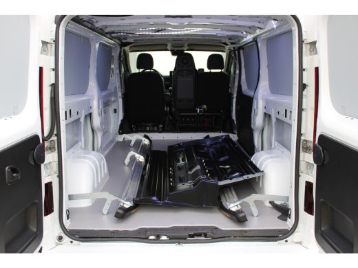 Renault Trafic Renault 2.0 Blue dCi 130 T30 L2H1 Start | Achteruitrijcamera | Lichtmetalen velgen | Navigatiesys... ActivLease financial lease