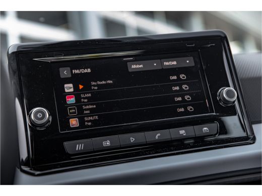 Seat Arona SEAT Style | Airconditioning automatisch met 2-zone-temperatuurregeling | Automatisch dimmende bi... ActivLease financial lease