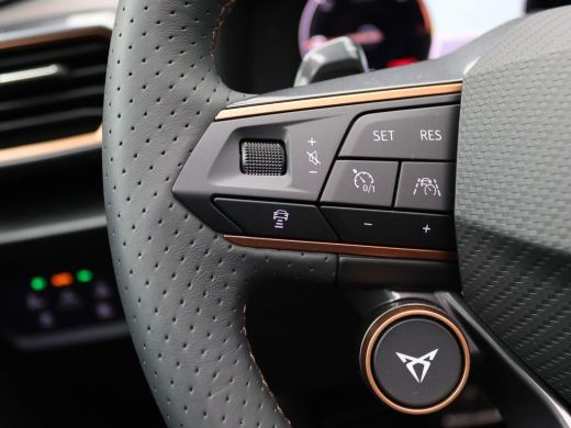 Seat Formentor 1.4 e-Hybrid VZ Tribe Edition 245PK DSG Beatsaudio, Panoramadak, stuur-stoelverwarming, Led Matri... ActivLease financial lease