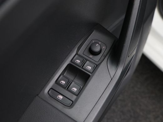 Seat Ibiza 1.0 TSi 115 Pk Automaat Style Business Intense | Climate Controle | Navigatie | Camera | Privacy ... ActivLease financial lease