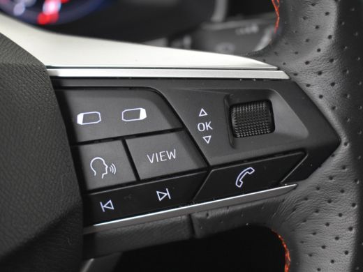 Seat Leon Sportstourer 1.0 TSI FR Business Intense 111pk | Adaptief cruise control | Dodehoekdetectie | App connect | Fu... ActivLease financial lease